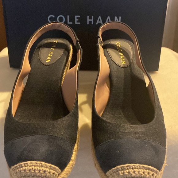 Women Wedge Heels Slings 8 B COLE HAAN Navy Blue Suede Tip!! - Picture 2 of 6